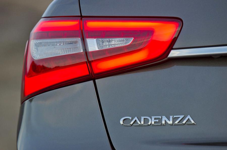  Kia Cadenza 2014 года  (фото 8 из 154)